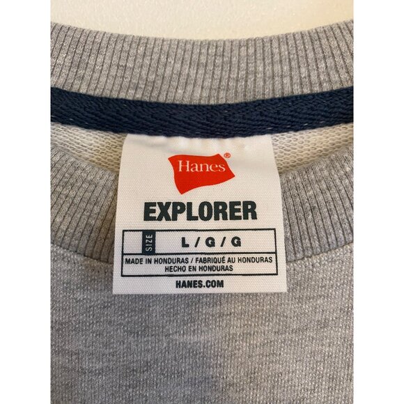 Hanes Explorer Gray Sweatshirt Size L With Hand-Embroidered Strawberry Design - Picture 5 of 6